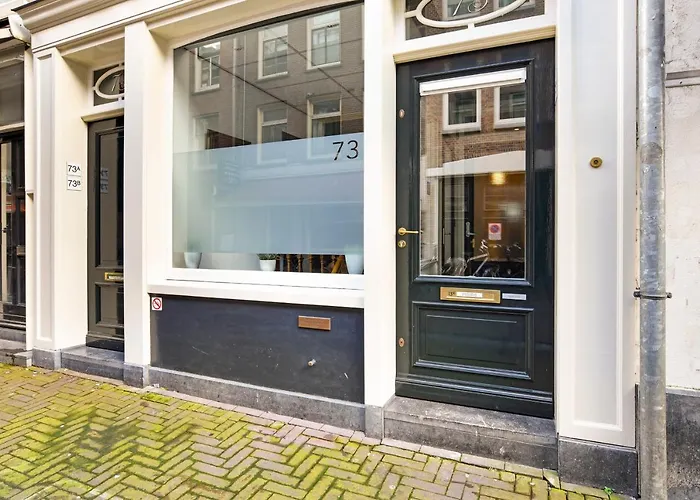Hotel Only Friends Amsterdam